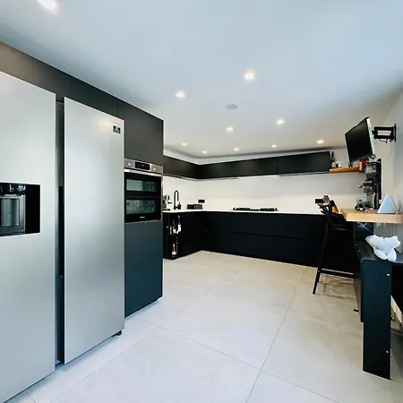 Yourhome - Ac Luxury House * Meta
